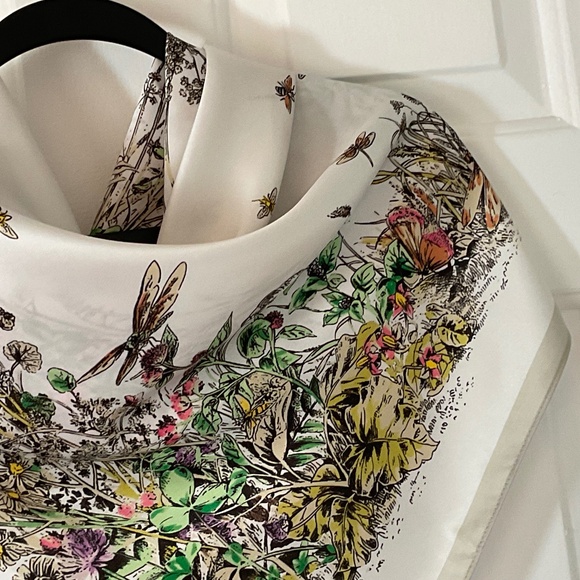 Silk Dragonfly Scarf - NWOT - Picture 5 of 12